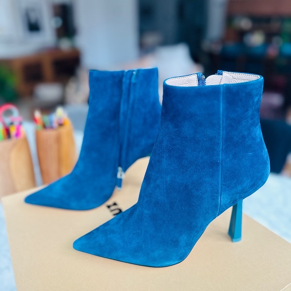 LOLACRUZ Suede “Austro” Ankle Boots 💙 Brand new, Never Worn 💙 size 6 - Picture 2 of 10